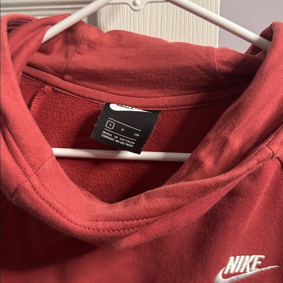 Womens nike club fleece hoodie - Picture 3 of 3